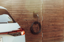 Indlæs billede til gallerivisning Zaptec Go Ladestander 22KW inkl. fragt